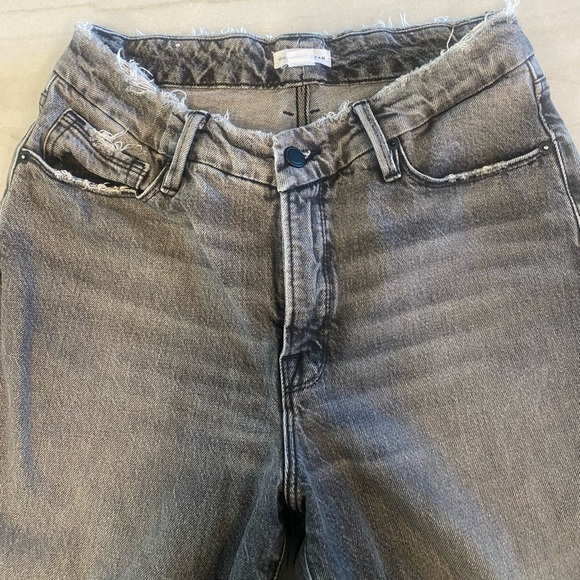 Good American Jeans - Picture 3 of 5